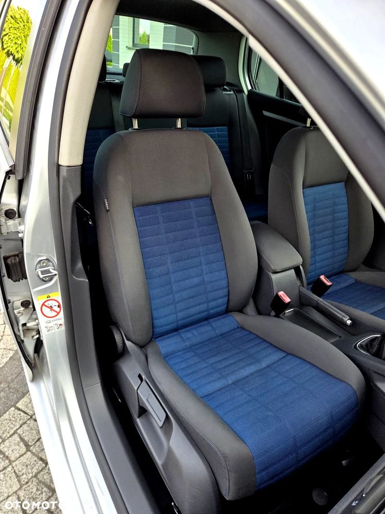 Volkswagen Golf - 18