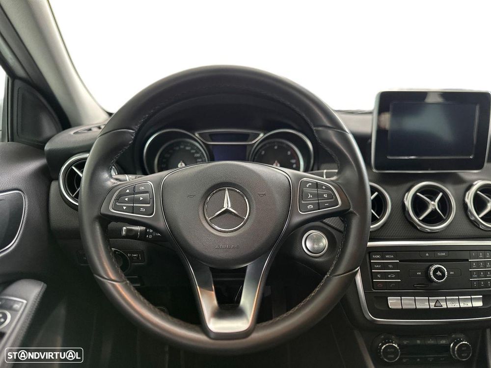 Mercedes-Benz GLA 180 d Style Aut. - 14