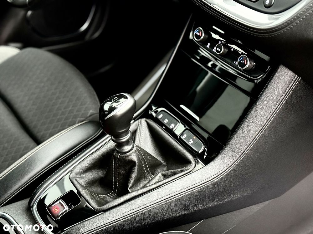Opel Grandland - 35