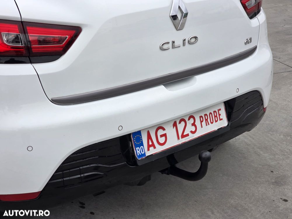 Renault Clio III 1.5dCi Night&Day - 12