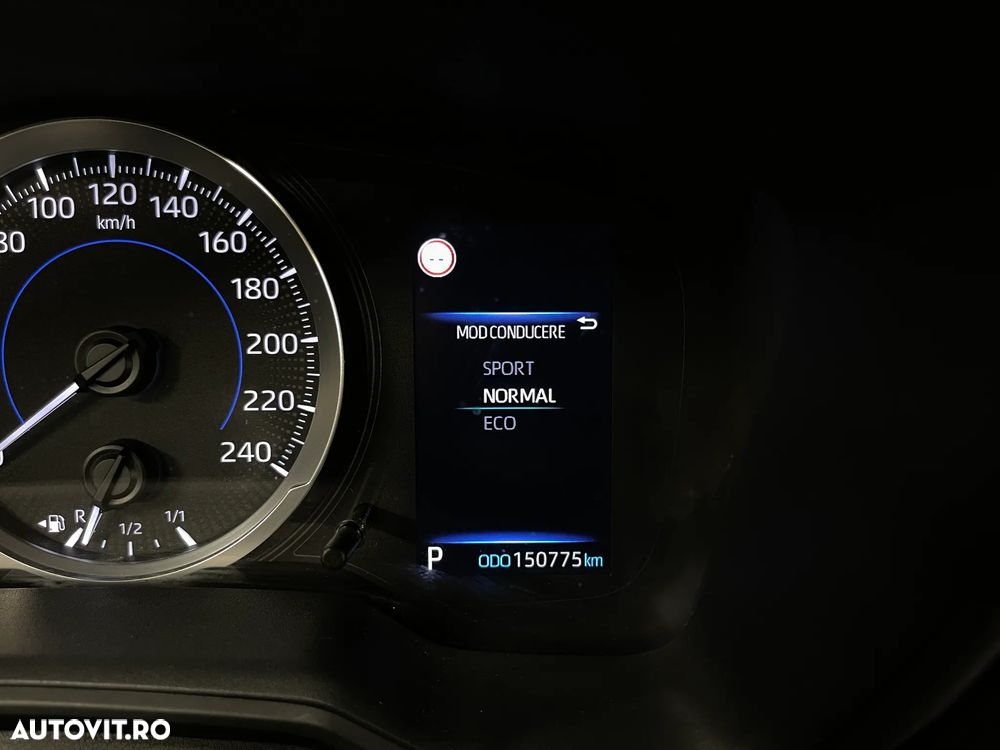 Toyota Corolla 1.8 Business Edition - 26