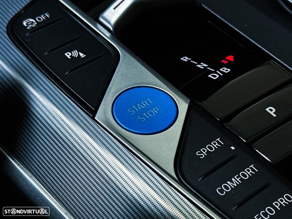 BMW i4 eDrive40 Pack Desportivo M - 51
