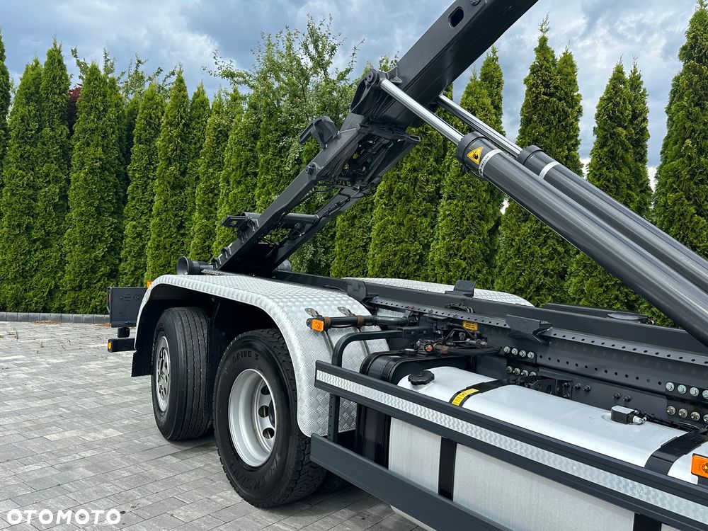 Volvo / FH460 / 6X2 / HAKOWIEC / MEILLER -KIPPER / Oś-SKRĘTNA-PODNOSZONA / - 22