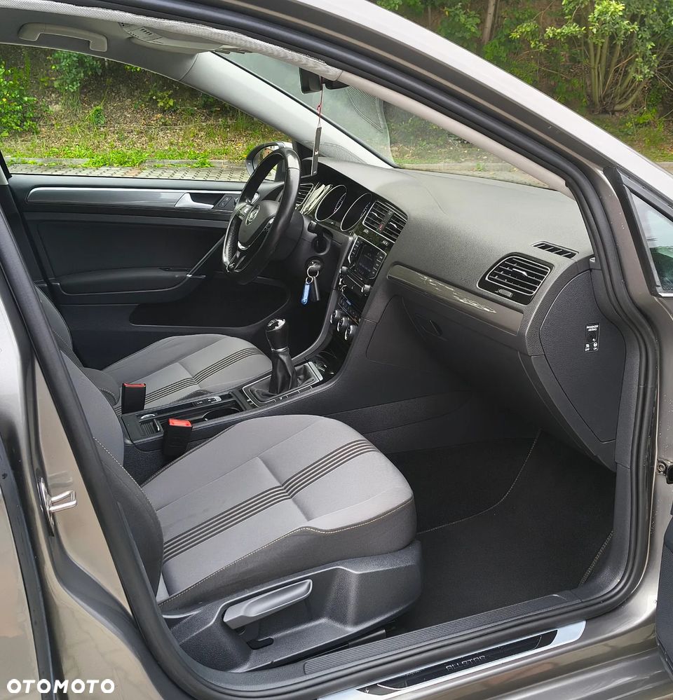 Volkswagen Golf 1.2 TSI BlueMotion Technology Allstar - 12