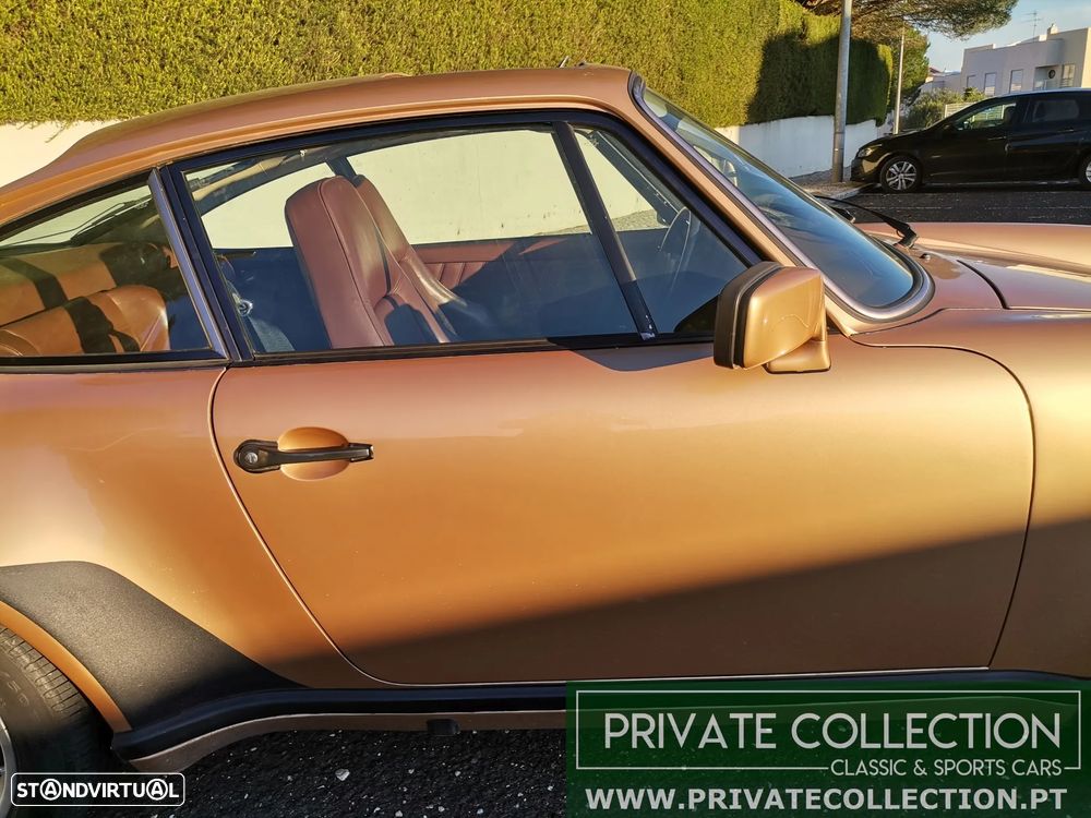 Porsche 911 Série G - 37