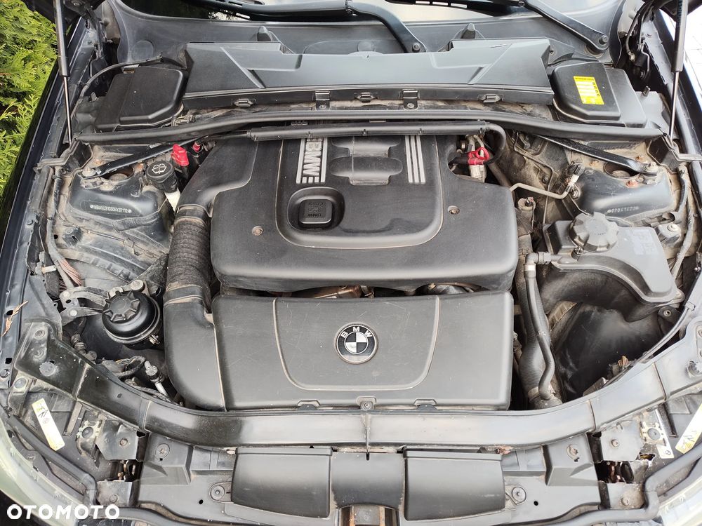 BMW Seria 3 320d - 10