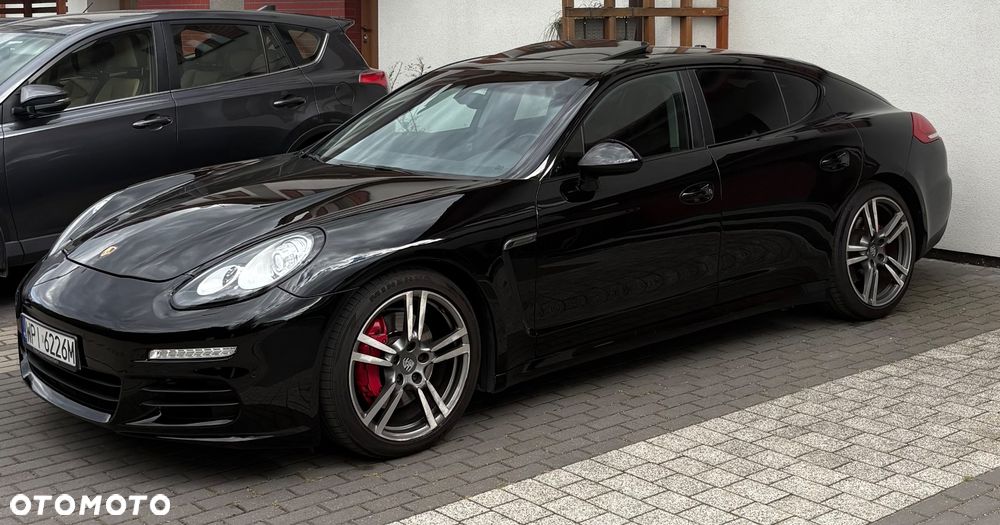 Porsche Panamera PDK - 11