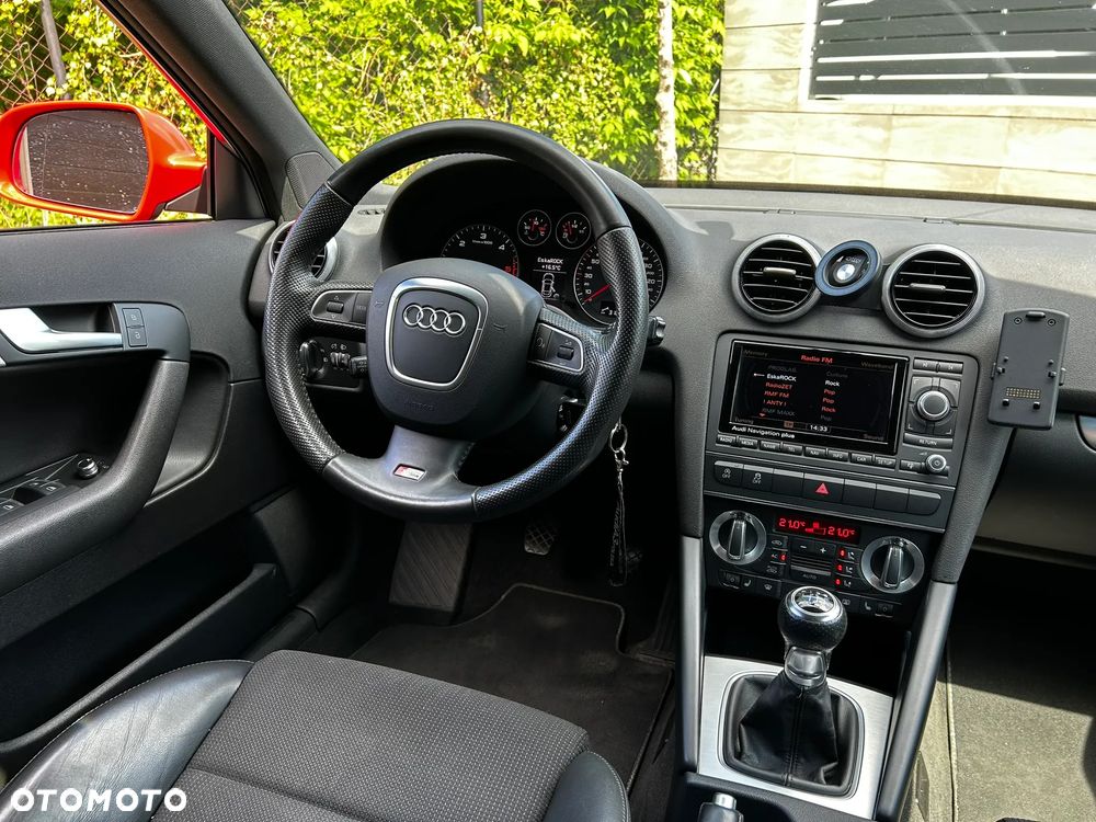 Audi A3 Sportback 2.0 TDI DPF S line Sportpaket - 21