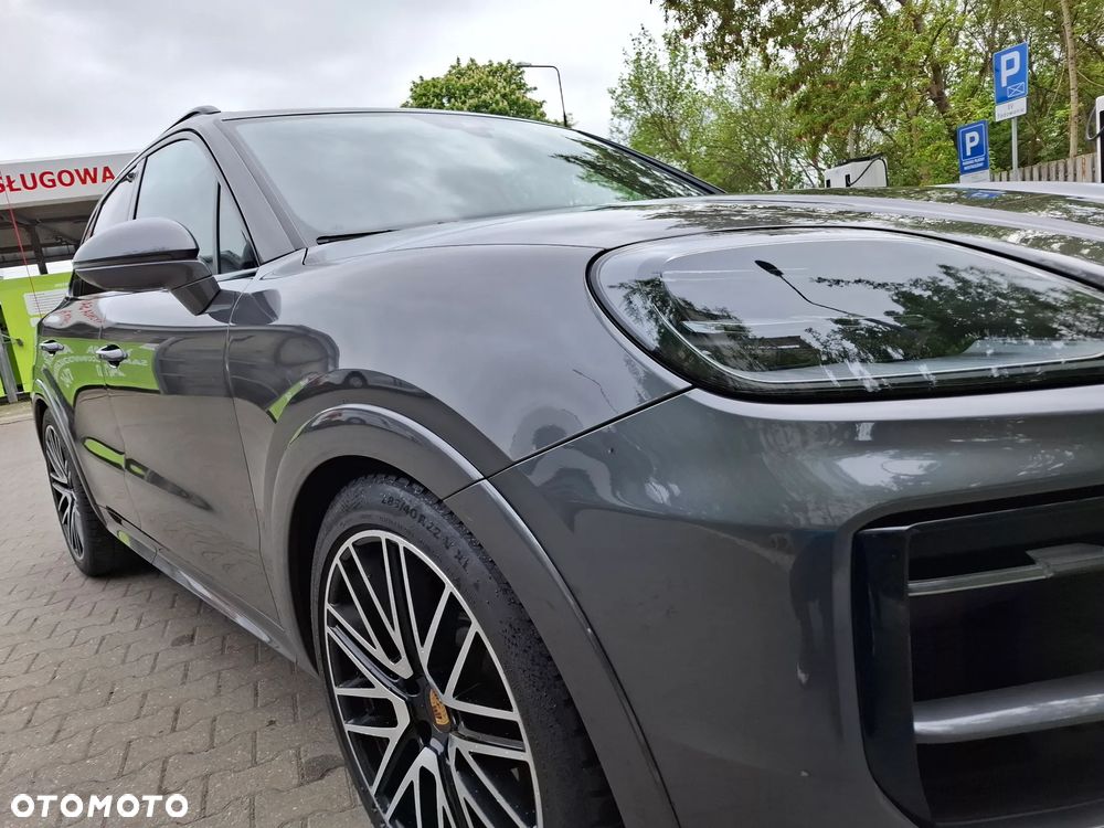 Porsche Cayenne - 12