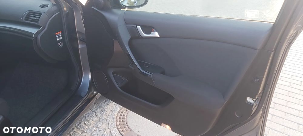 Honda Accord 2.0 Lifestyle - 14
