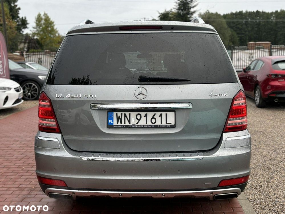 Mercedes-Benz GL - 9