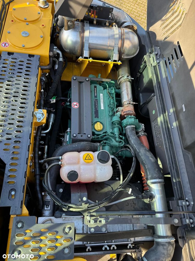 Volvo EWR150E KOPARKA KOŁOWA (NEW) - 36