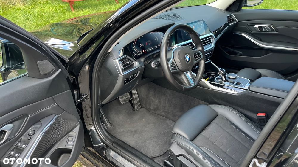 BMW Seria 3 320d Sport Line sport - 18