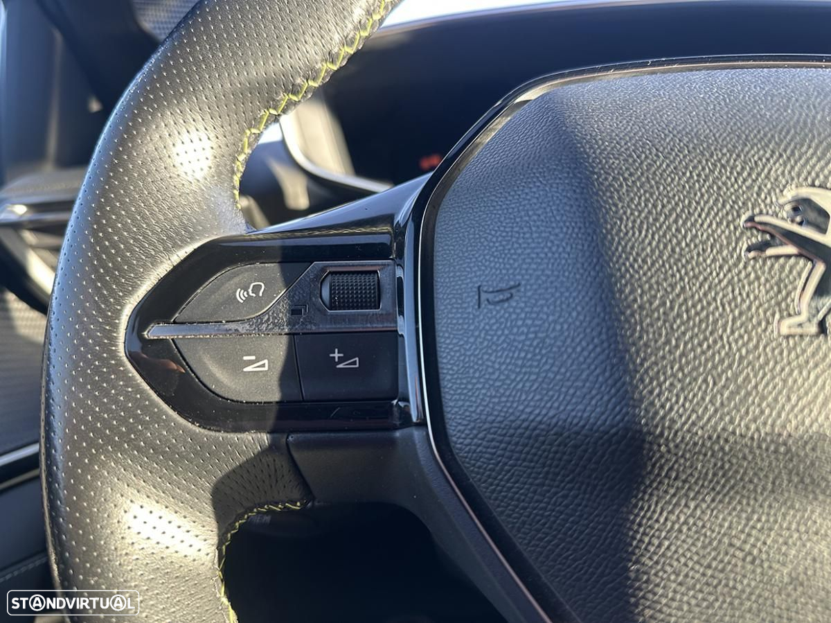Peugeot e-208 50 kWh GT Line - 34