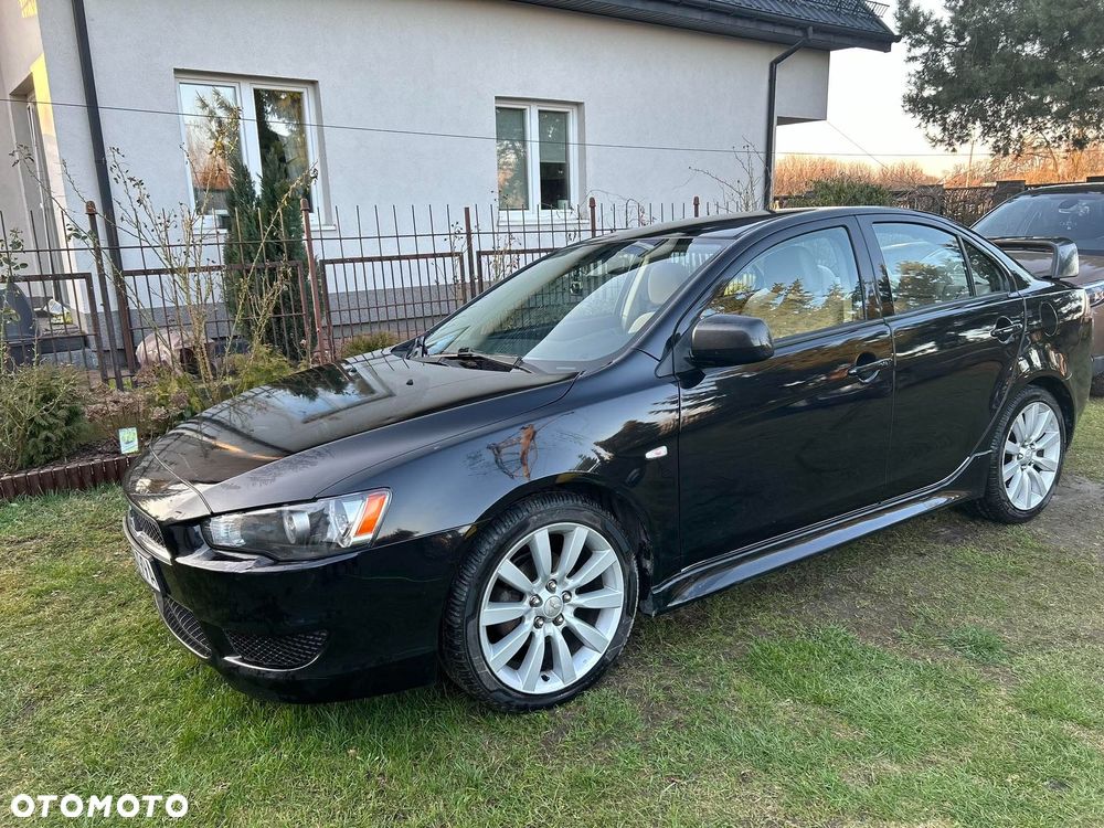 Mitsubishi Lancer - 8