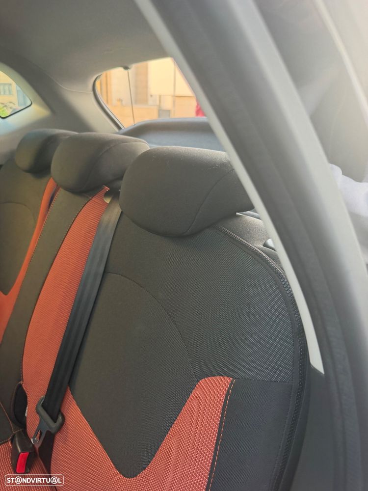 Renault Captur - 17