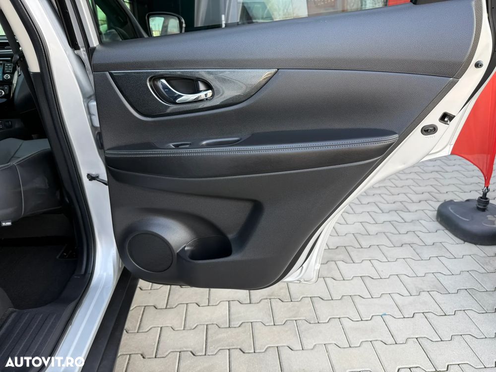 Nissan X-Trail 1.6 dCi ALL-MODE 4x4i Tekna - 31