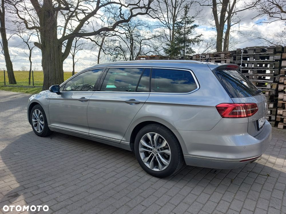 Volkswagen Passat 2.0 TDI SCR DSG Elegance - 2