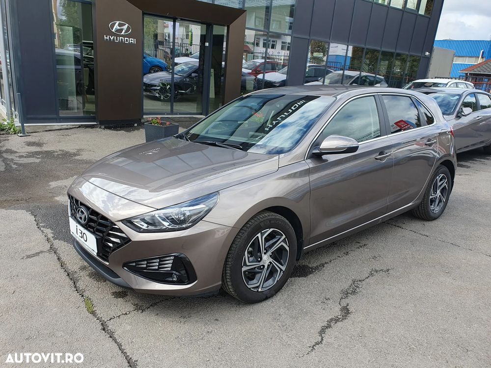 Hyundai i30 1.5 110CP 5DR M/T Highway - 11