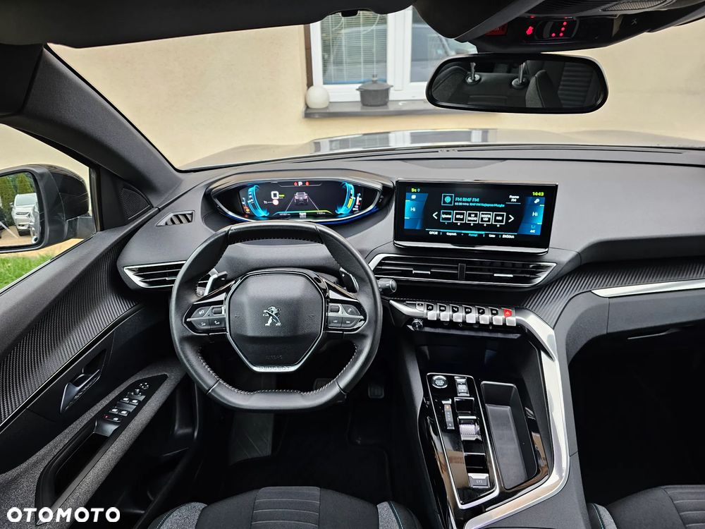 Peugeot 3008 1.6 PureTech HYbrid Allure S&S EAT8 - 24