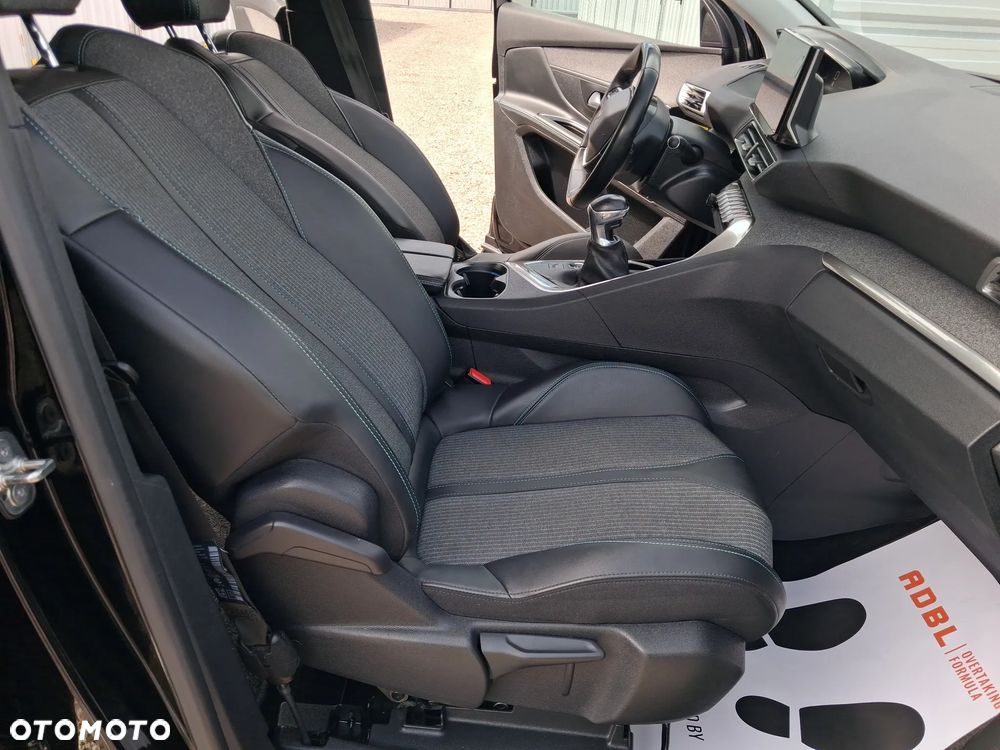 Peugeot 5008 - 13