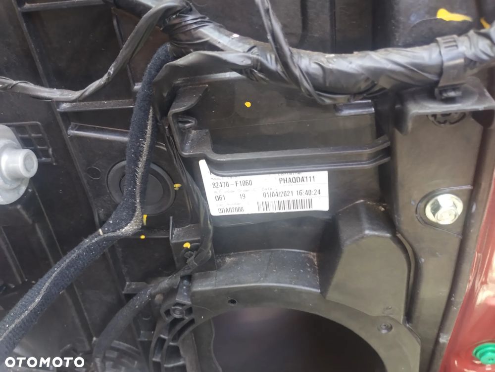 KIA SPORTAGE IV LIFT 18-21 r. PODNOŚNIK SZYBY lewy przód LP MECHANIZM 82470-F1060 + - 6