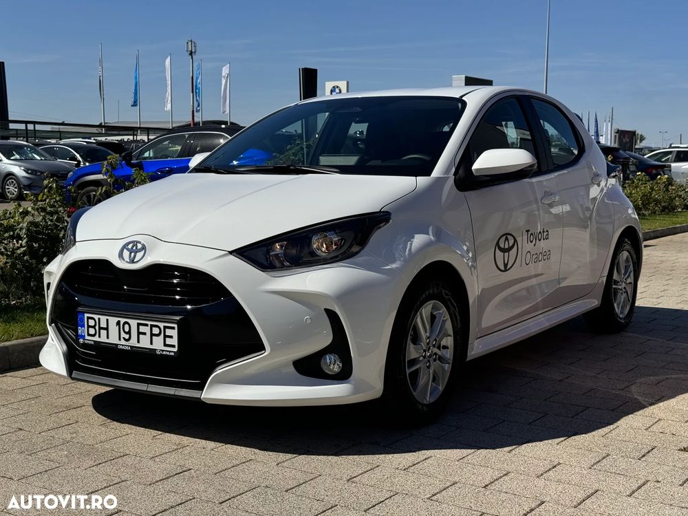 Toyota Yaris 1.5 VVT-i HSD Active - 3