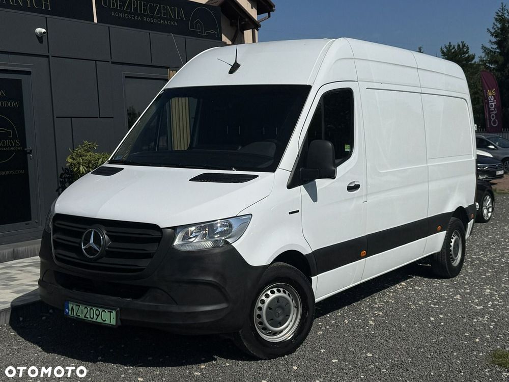 Mercedes-Benz Sprinter - 16