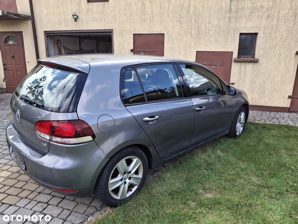 Volkswagen Golf VI 1.6 Comfortline - 6