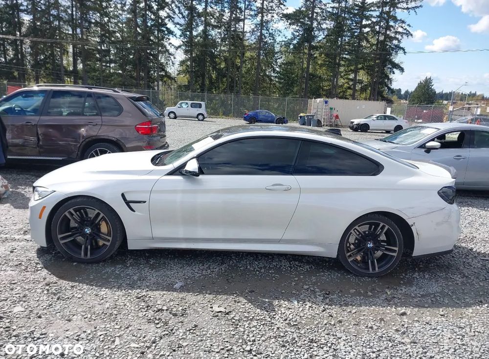 BMW M4 - 7