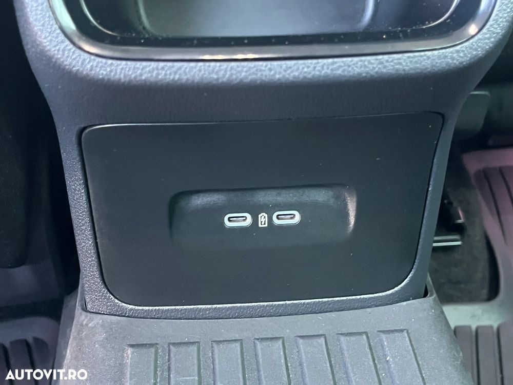 Skoda Octavia 2.0 TDI DSG Ambition - 9