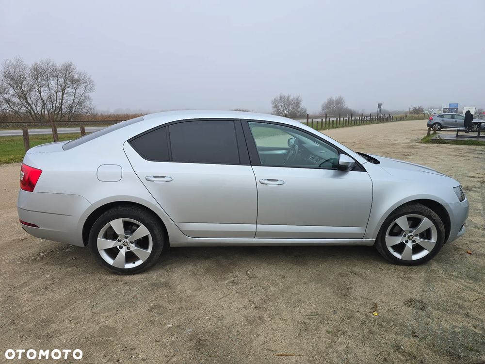 Skoda Octavia 1.4 TSI Ambition - 3