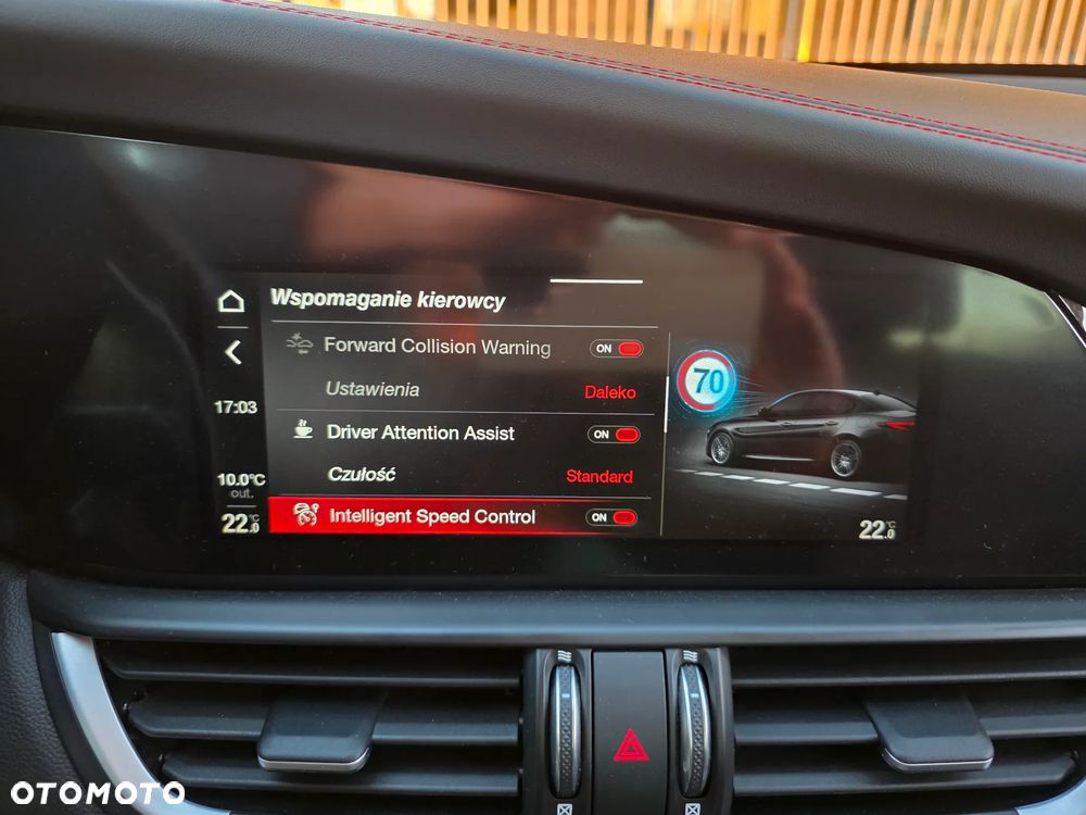 Alfa Romeo Giulia 2.0 Turbo 16V AT8-Q4 Estrema - 16