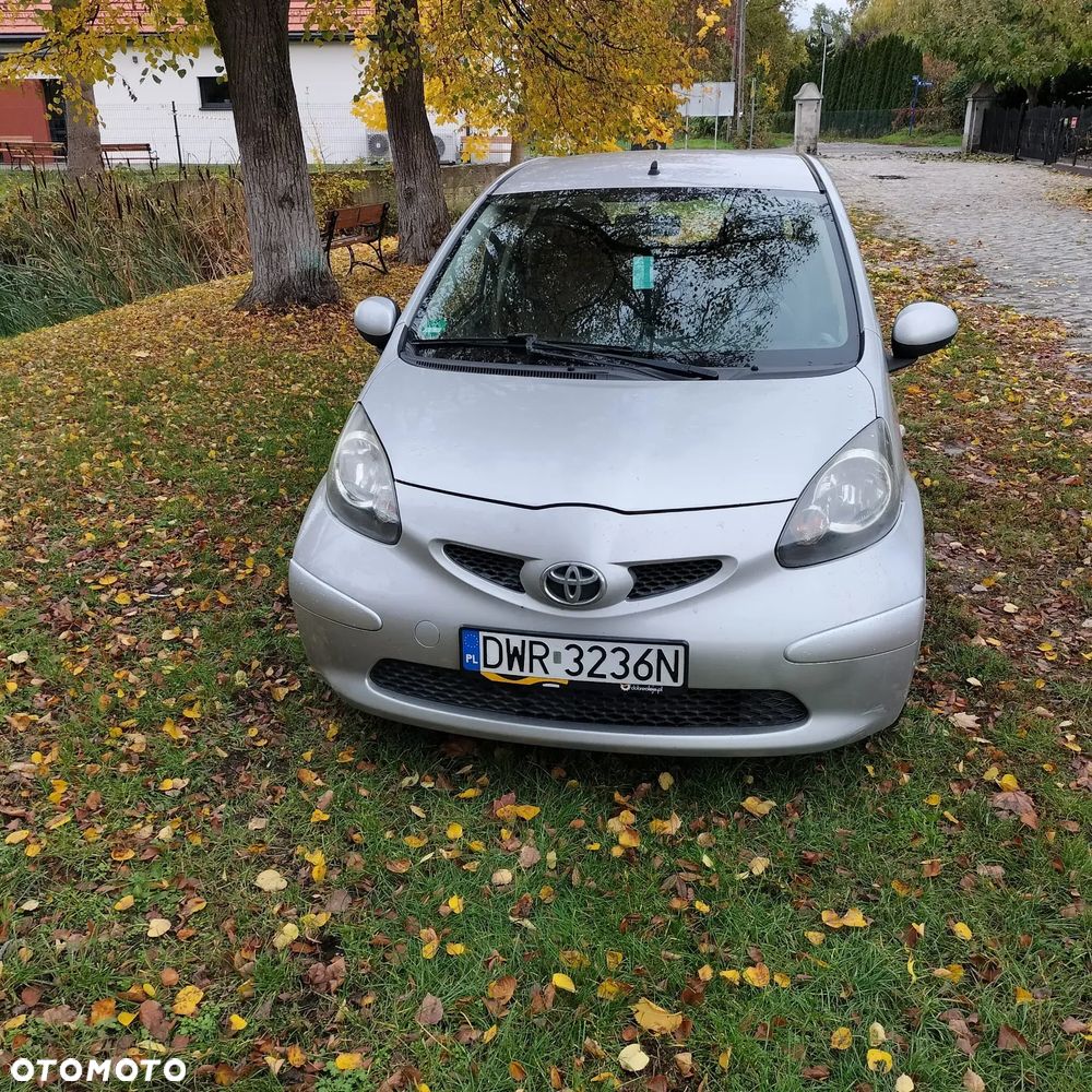 Toyota Aygo - 1