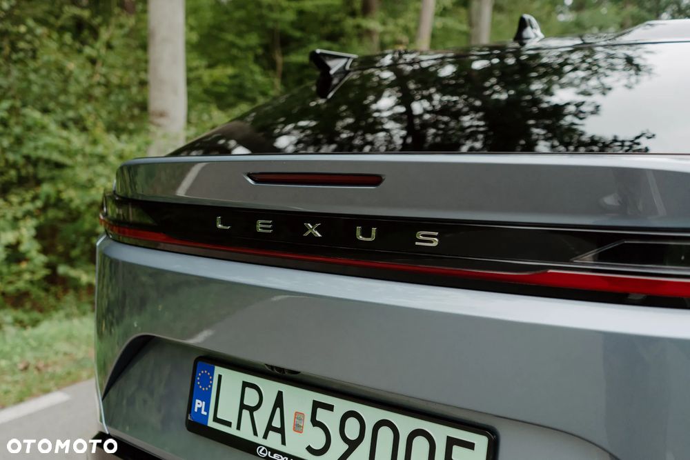 Lexus RZ 450e Omotenashi DIRECT4 - 6