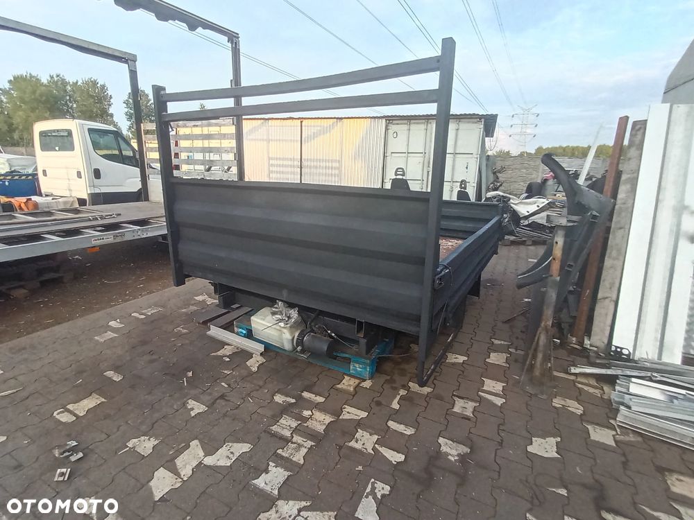 ZABUDOWA WYWROTKA WYWROT KIPER