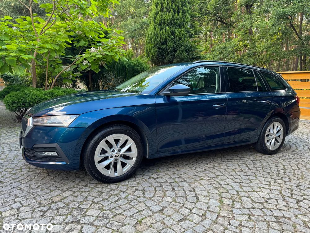 Skoda Octavia 2.0 TDI Ambition DSG - 2