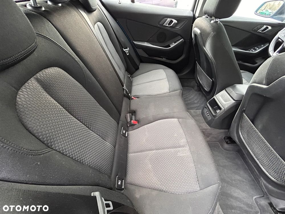 BMW Seria 1 118i Advantage - 24