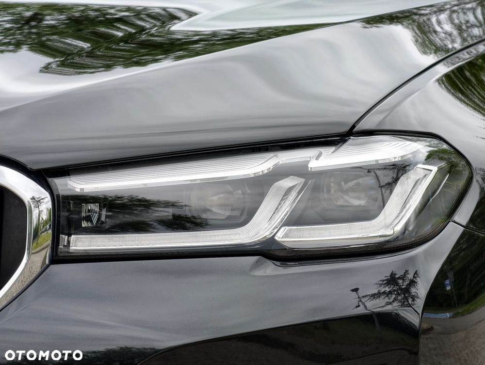 BMW Seria 5 540d xDrive Luxury Line - 27