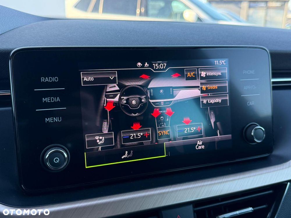 Skoda Kamiq 1.5 TSI Style DSG - 25