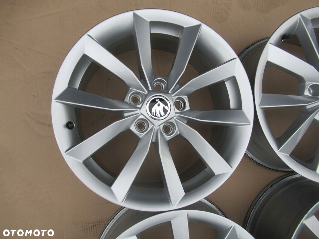 ALUFELGI 4szt R17 SKODA YETI,OCTAVIA ,SUPER B, VW GOLF,AUDI A3.A4,SEAT LEON - 6