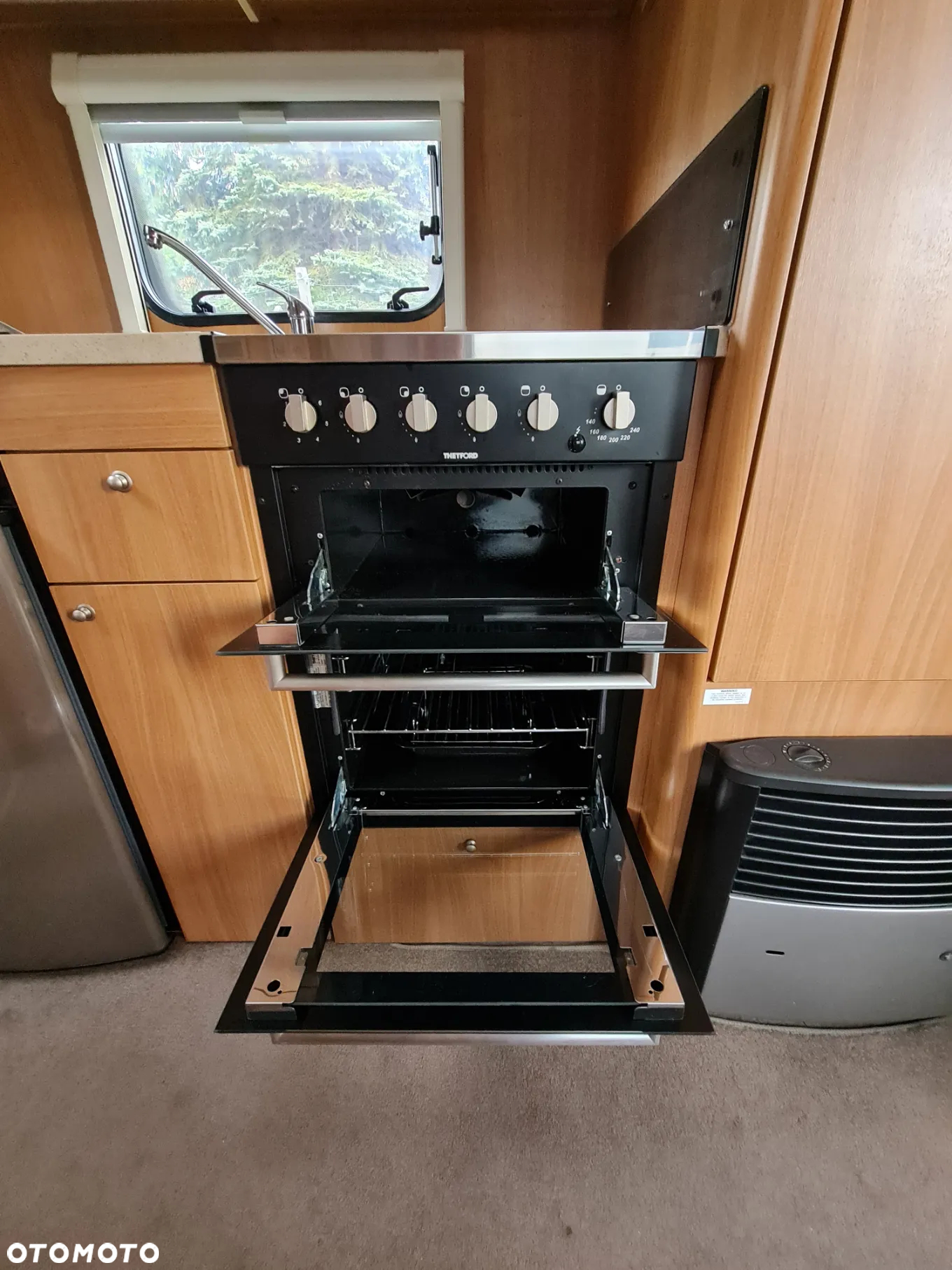 SWIFT CHARISMA 570 - 19