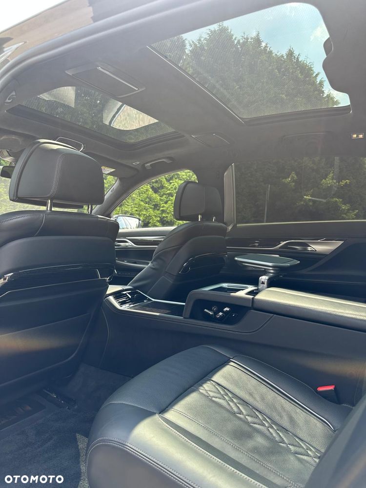 BMW Seria 7 740Ld xDrive - 11