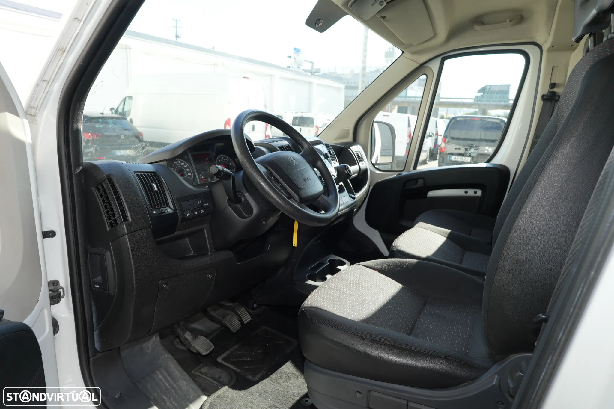 Peugeot Boxer L3H3 2.2 BlueHDi 120cv - 9
