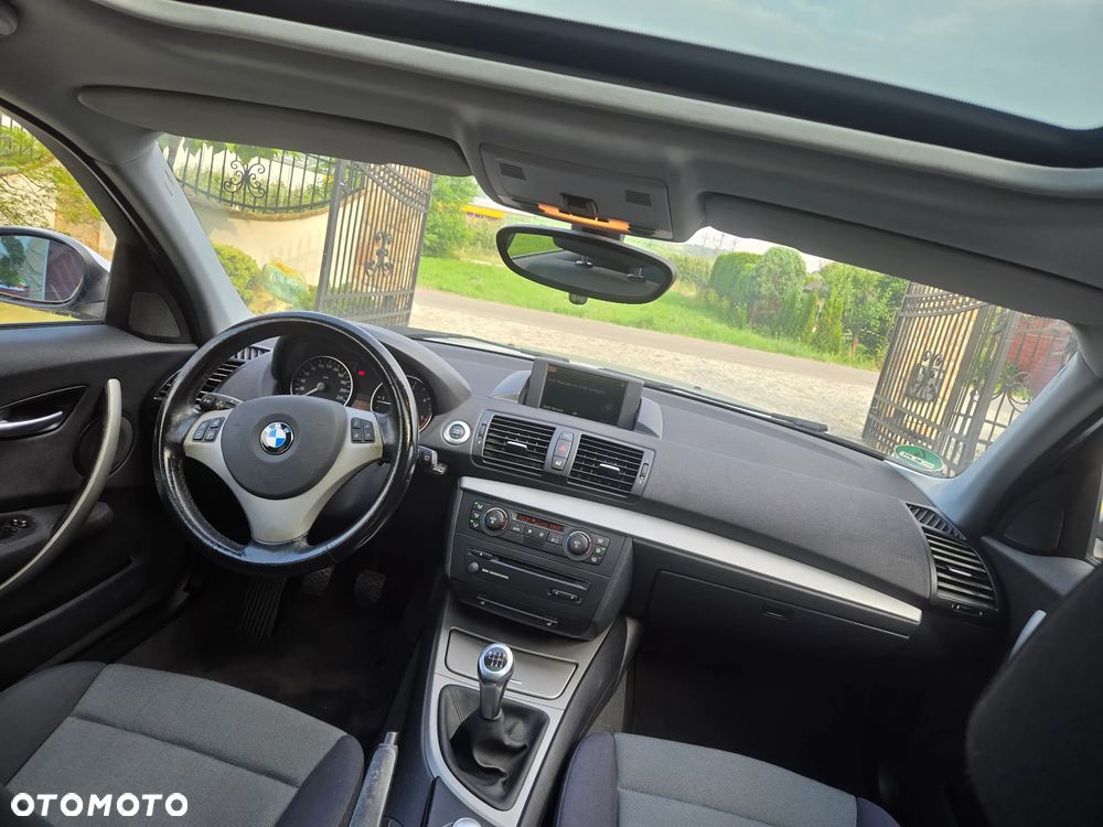 BMW Seria 1 118d DPF Edition Lifestyle - 23
