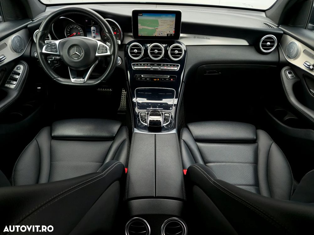Mercedes-Benz GLC Coupe 250 d 4Matic 9G-TRONIC AMG Line - 32