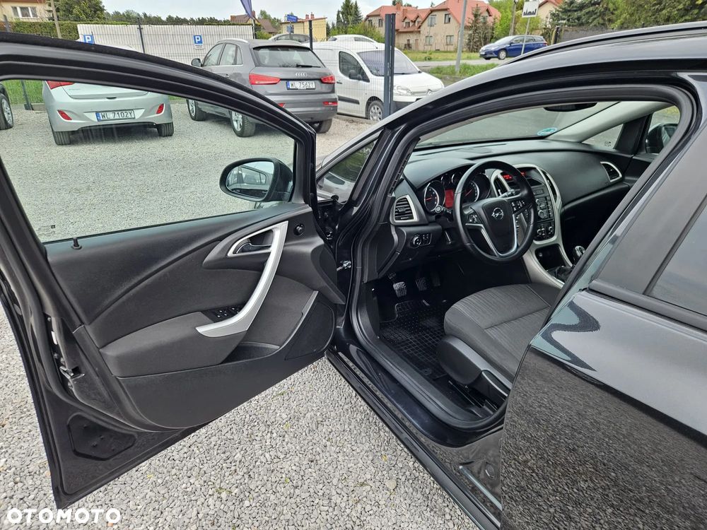 Opel Astra 1.4 Turbo Edition - 17