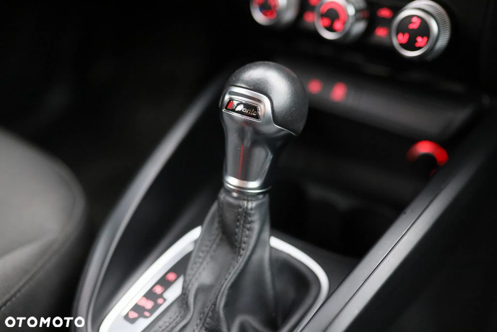 Audi A1 Sportback 1.0 TFSI S tronic - 25