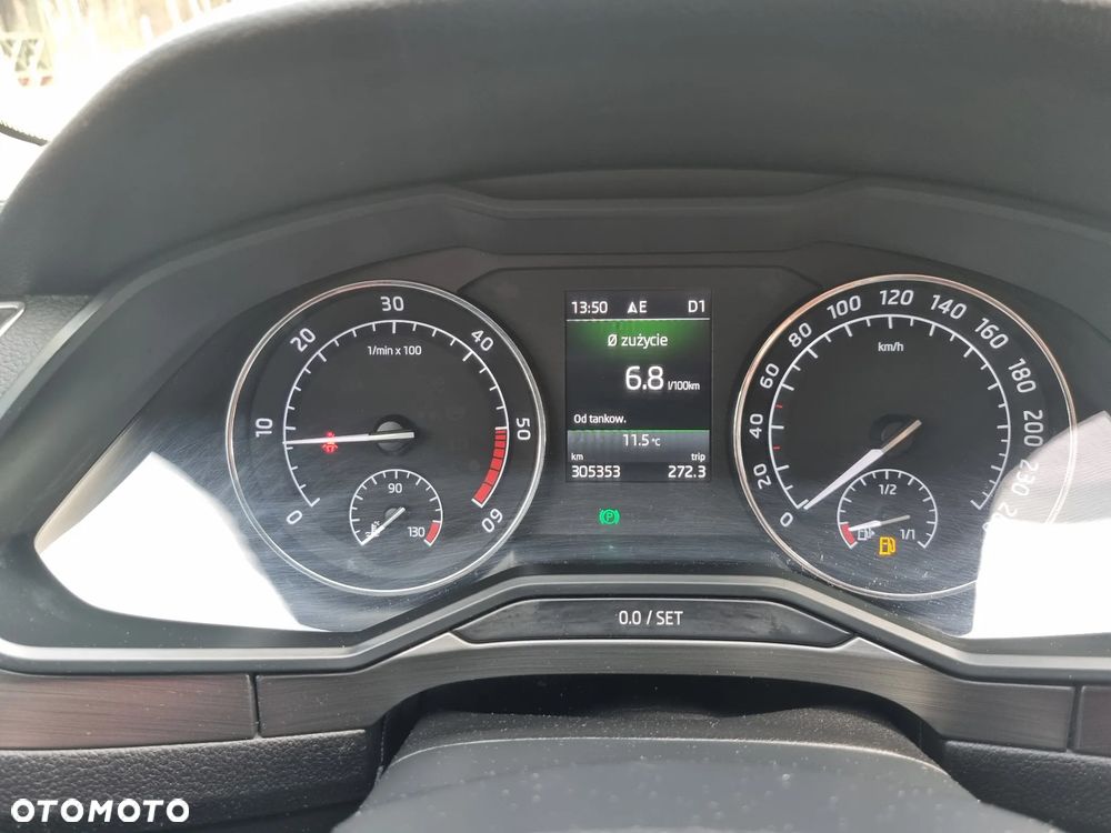 Skoda Superb 2.0 TDI 4x4 Style DSG - 14