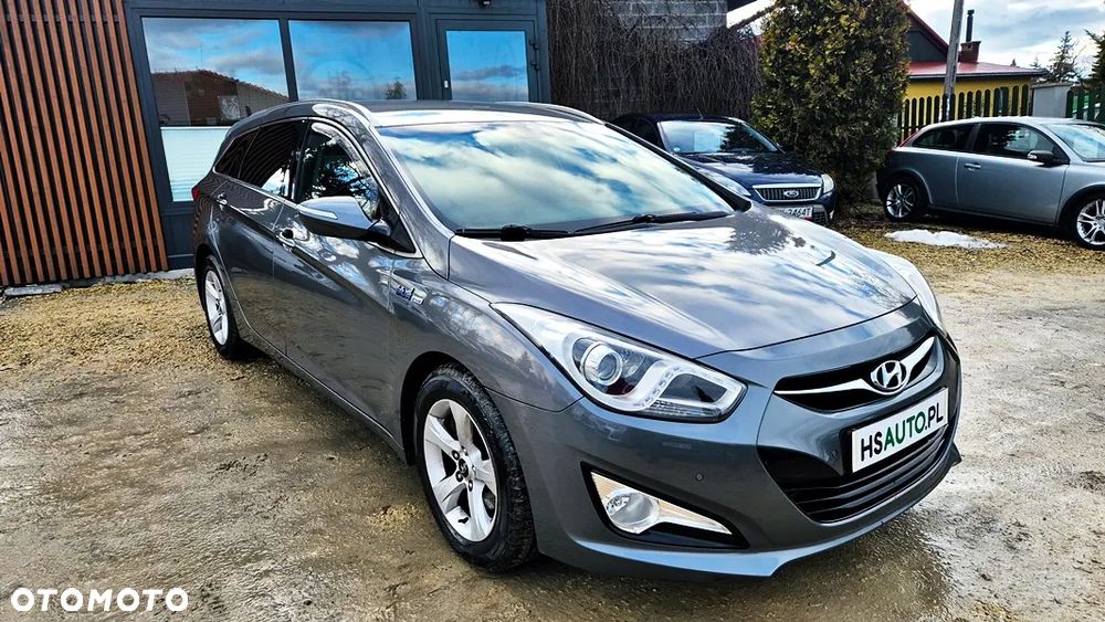 Hyundai i40 Kombi blue 1.6 Family+ - 6